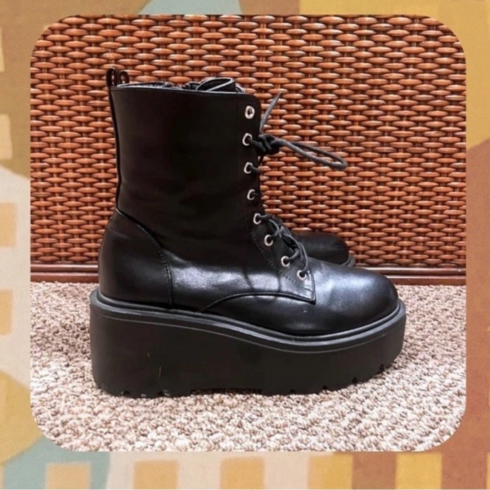 SHEIN Black Faux Leather Lace Up Platform Combat Boots